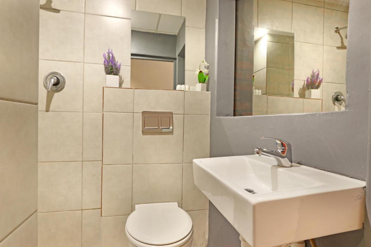קייפטאון Happy Rhino Hotel מראה חיצוני תמונה