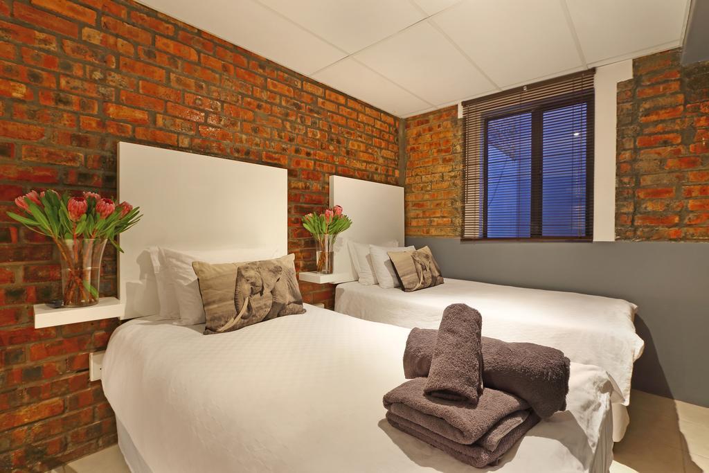 קייפטאון Happy Rhino Hotel מראה חיצוני תמונה