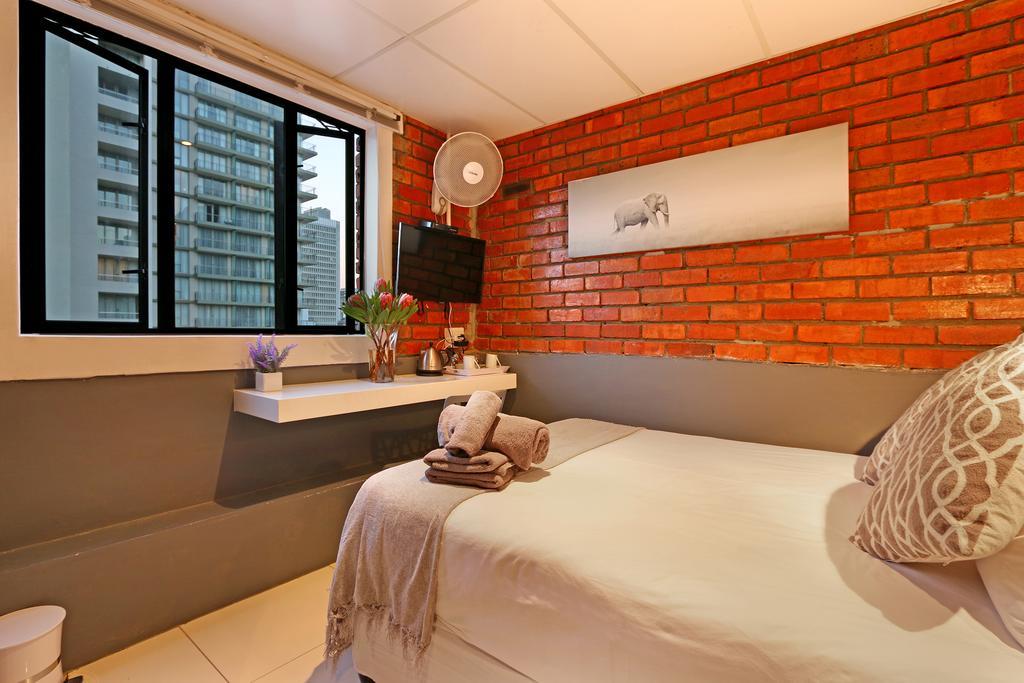 קייפטאון Happy Rhino Hotel מראה חיצוני תמונה