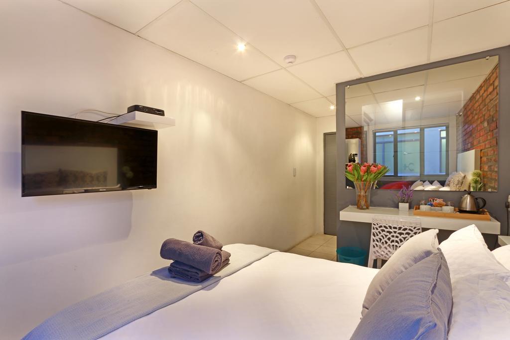 קייפטאון Happy Rhino Hotel מראה חיצוני תמונה